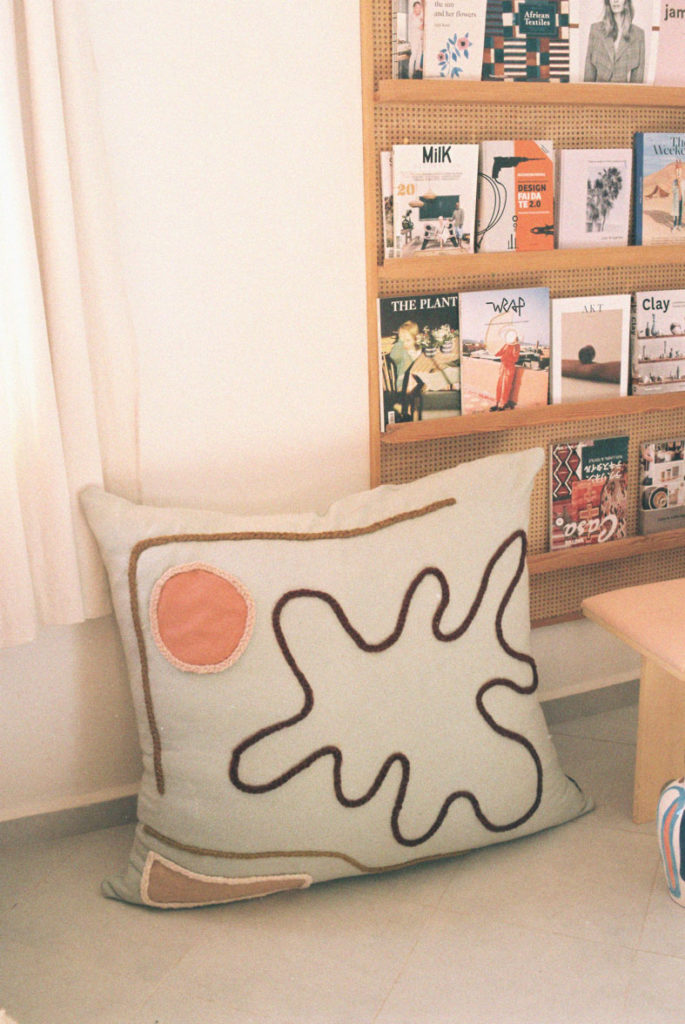 lrnce-textiles-pouffes-nebta-