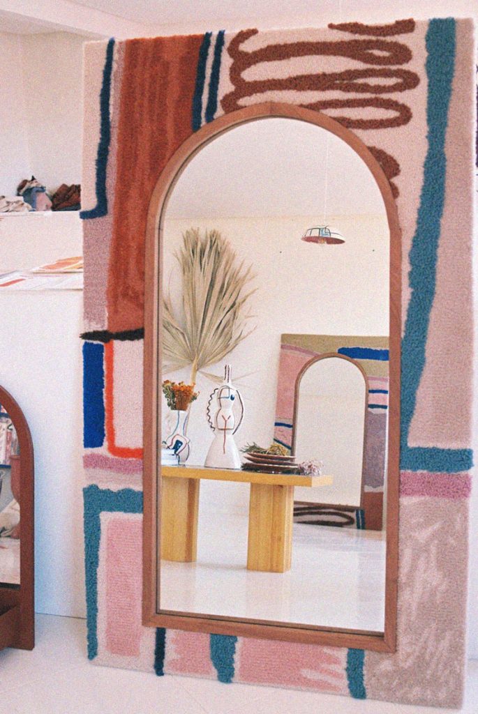 lrnce-objects-mirrors-illou