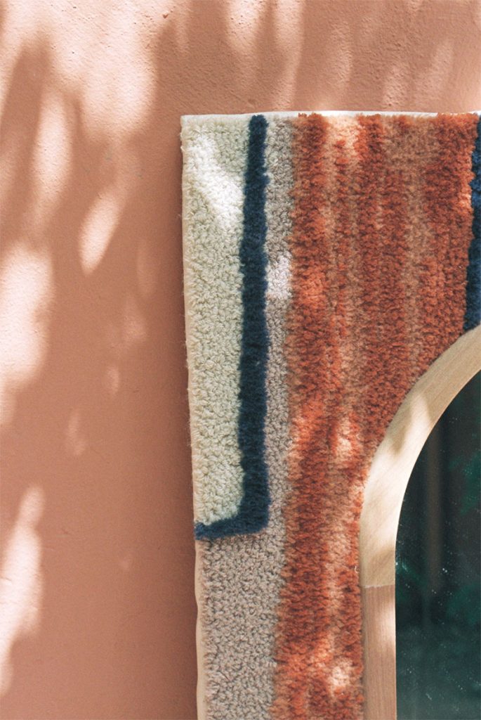 lrnce-objects-mirrors-smallillou-zoom