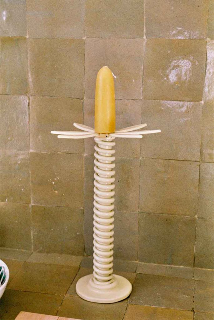 lrnce-objects-candles-lily-
