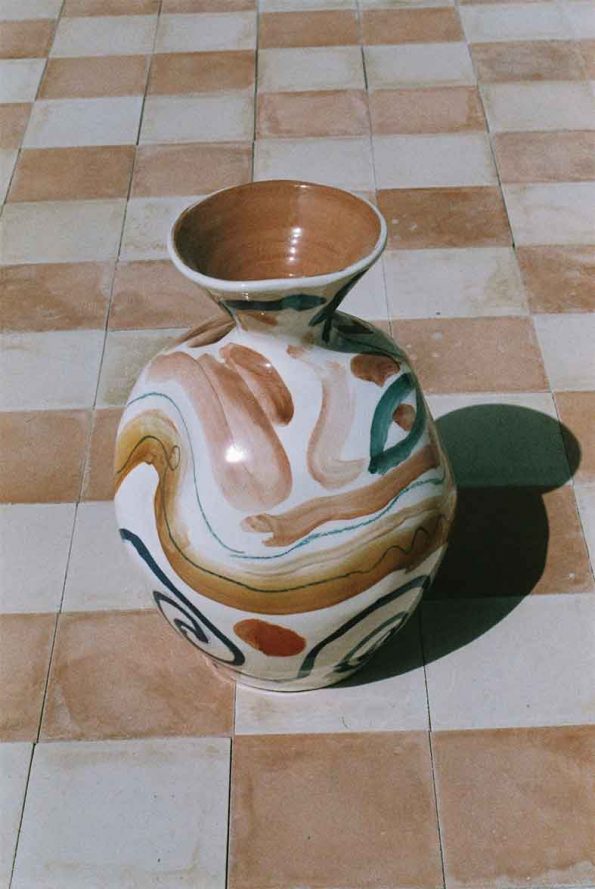 lrnce-ceramics-vases-gauri13