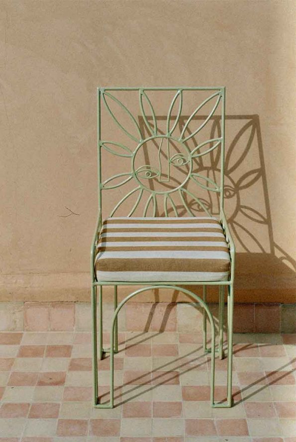 lrnce-objects-chairs-helios