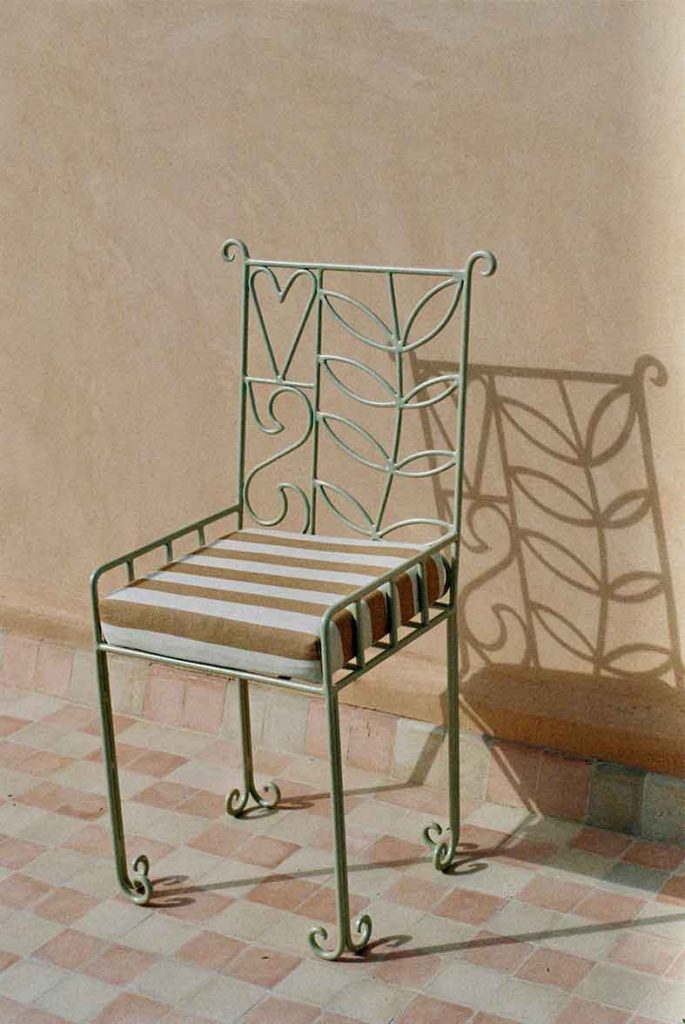 lrnce-objects-chairs-rosemary-