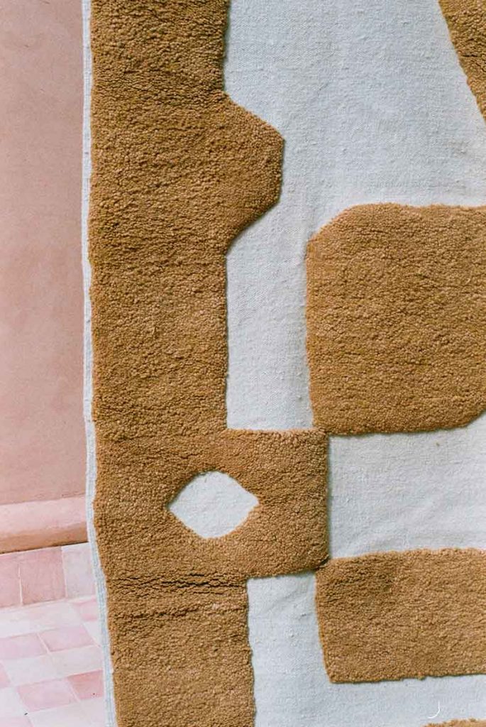 lrnce-textiles-rugs-naadra-zoom