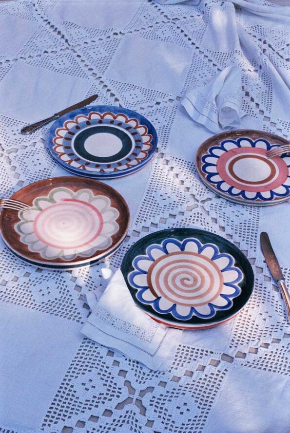 lrnce-ceramics-plates-flowerplates