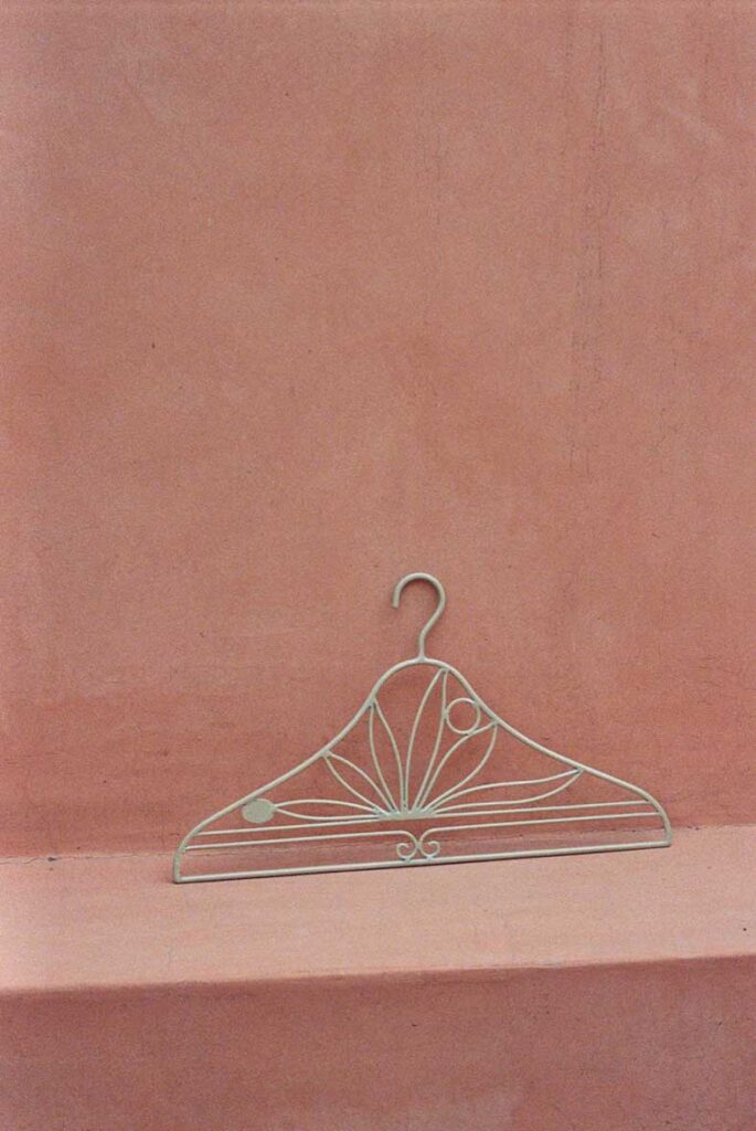 lrnce-rosemary-rosemaryhanger2