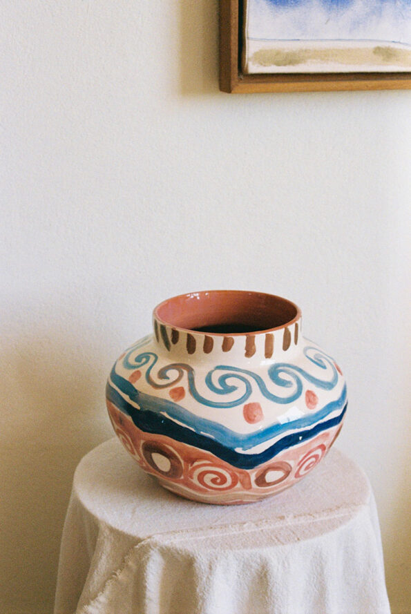 lrnce-ceramics-vases-loucia2