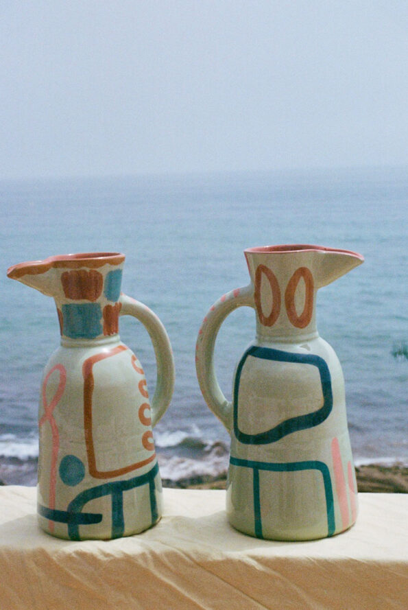 lrnce-ceramics-jugs-vaseakhdar