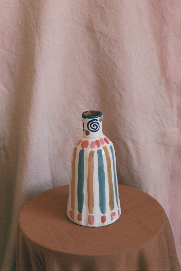 lrnce-ceramics-vases-ayomi-