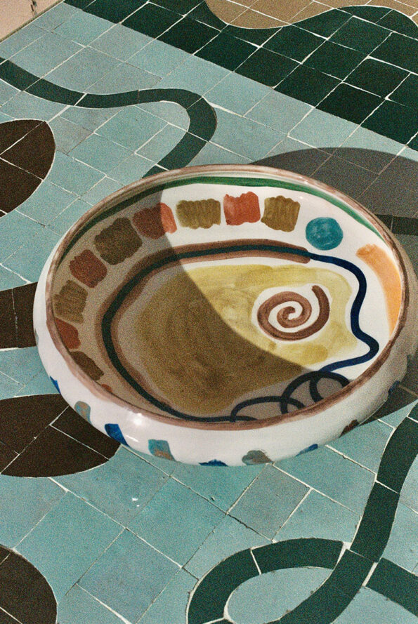 lrnce-ceramics-plates-layanne2