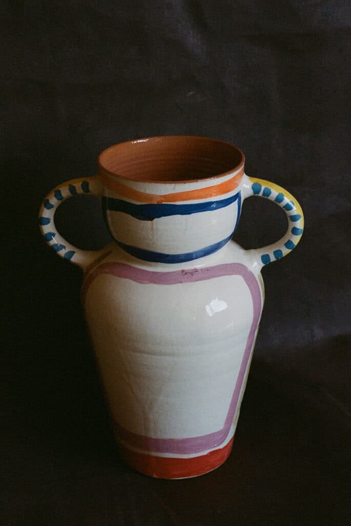 lrnce-ceramics-vases-shell2