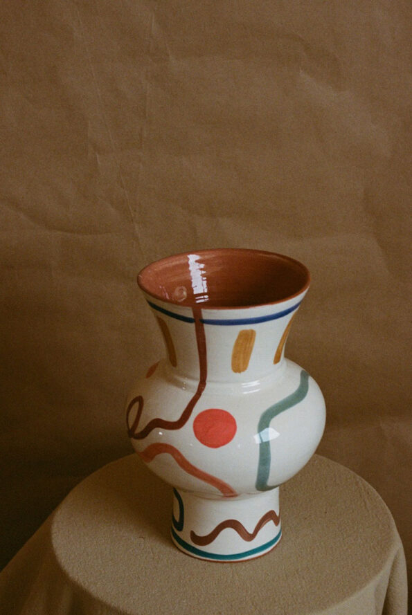 lrnce-ceramics-vases-nadiya-