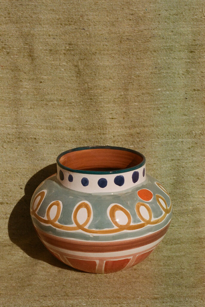 lrnce-ceramics-vases-alphie1