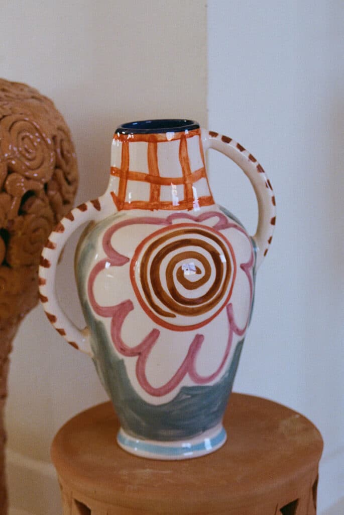 lrnce-ceramics-vases-jane1-