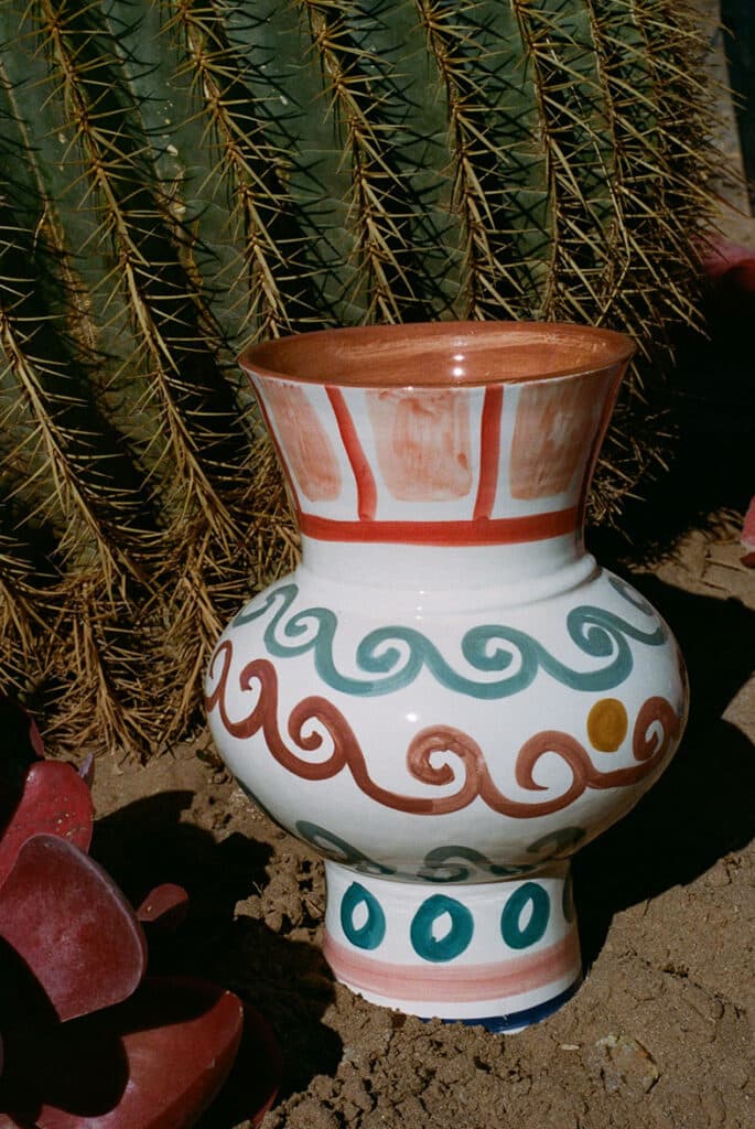lrnce-ceramics-vases-nadiya3-