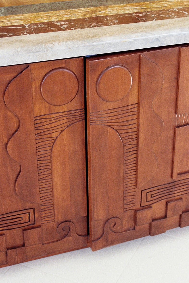 lrnce-slowroads-cabinet2doors