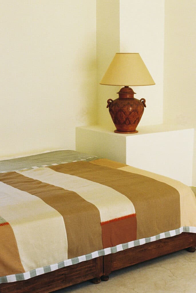 lrnce-textiles-blankets-eden-