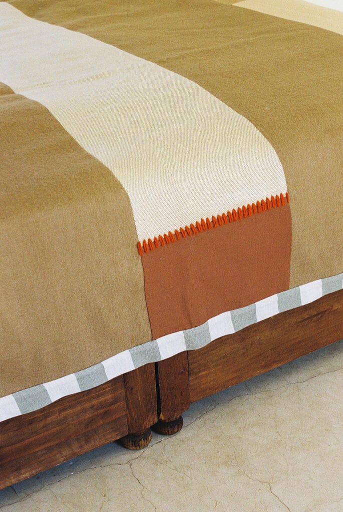 lrnce-textiles-blankets-eden-zoom-