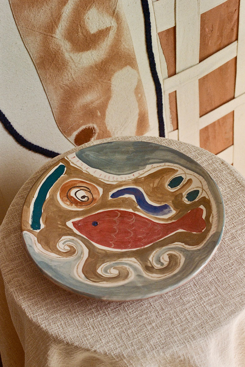lrnce-ceramics-plates-lepoissonwallplate