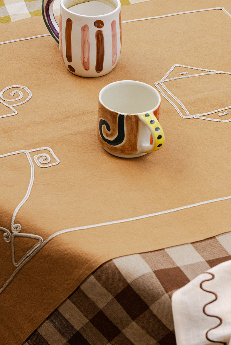 lrnce-ceramics-mugs-donna