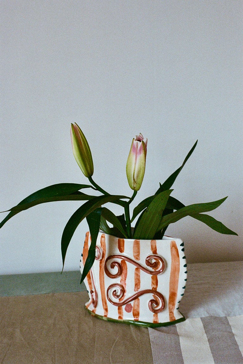 lrnce-ceramics-vases-layan4-