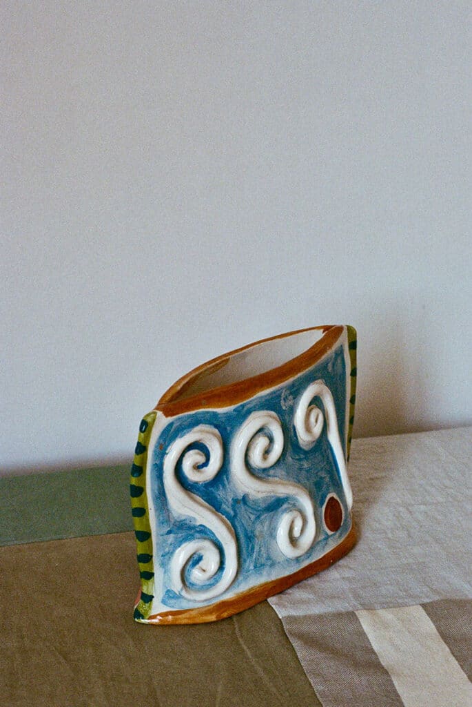 lrnce-ceramics-vases-layan5-