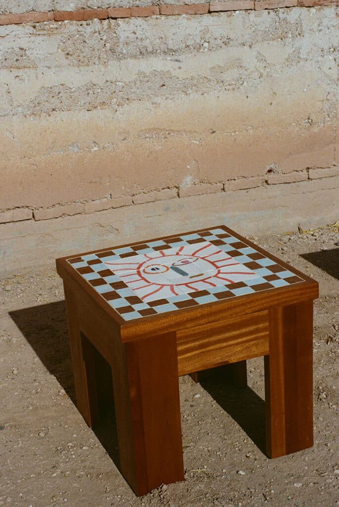 lrnce-objects-chairs&tables-rio-
