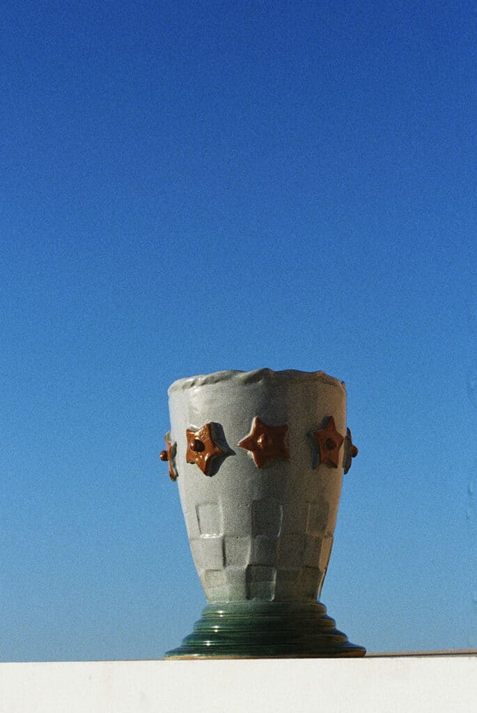 lrnce-ceramics-vases--jada