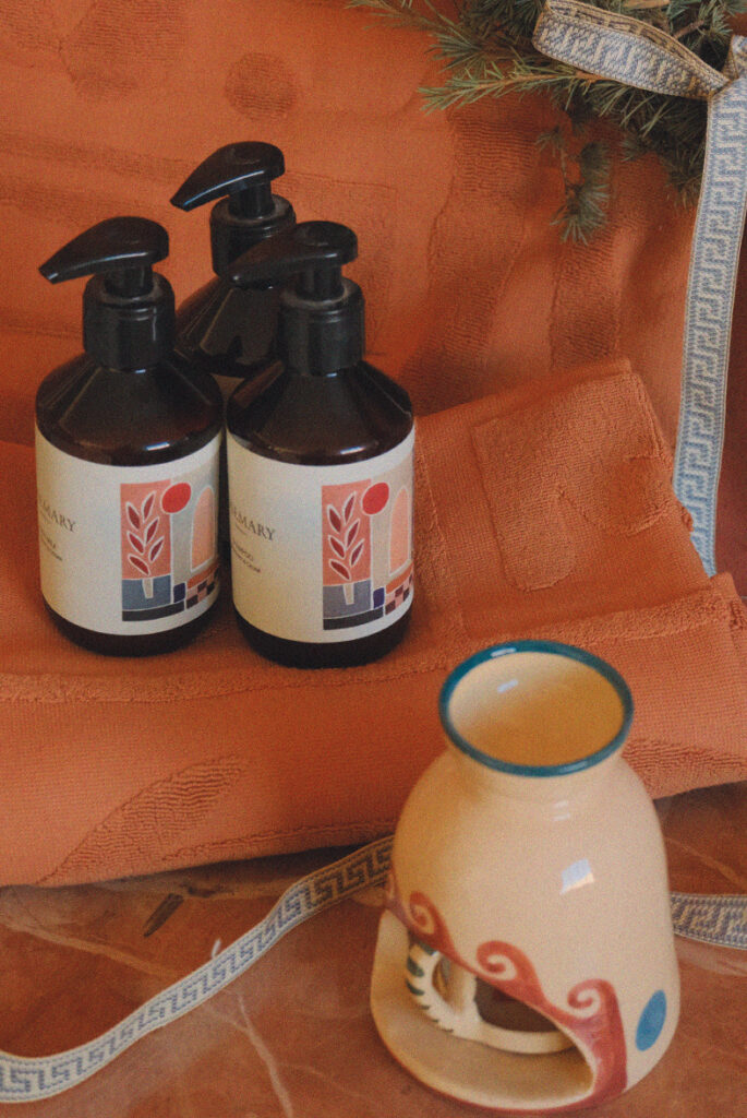 lrnce-holiday-carebox