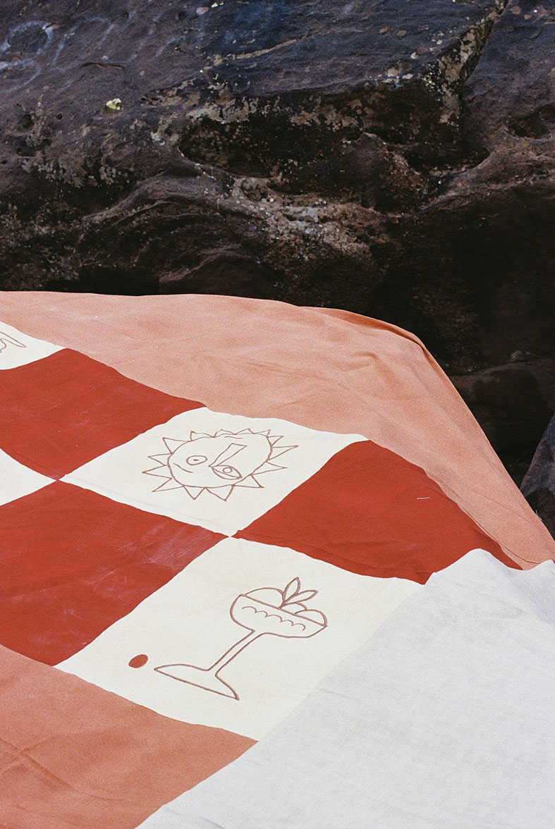 lrnce-textiles-tablelinen--namori