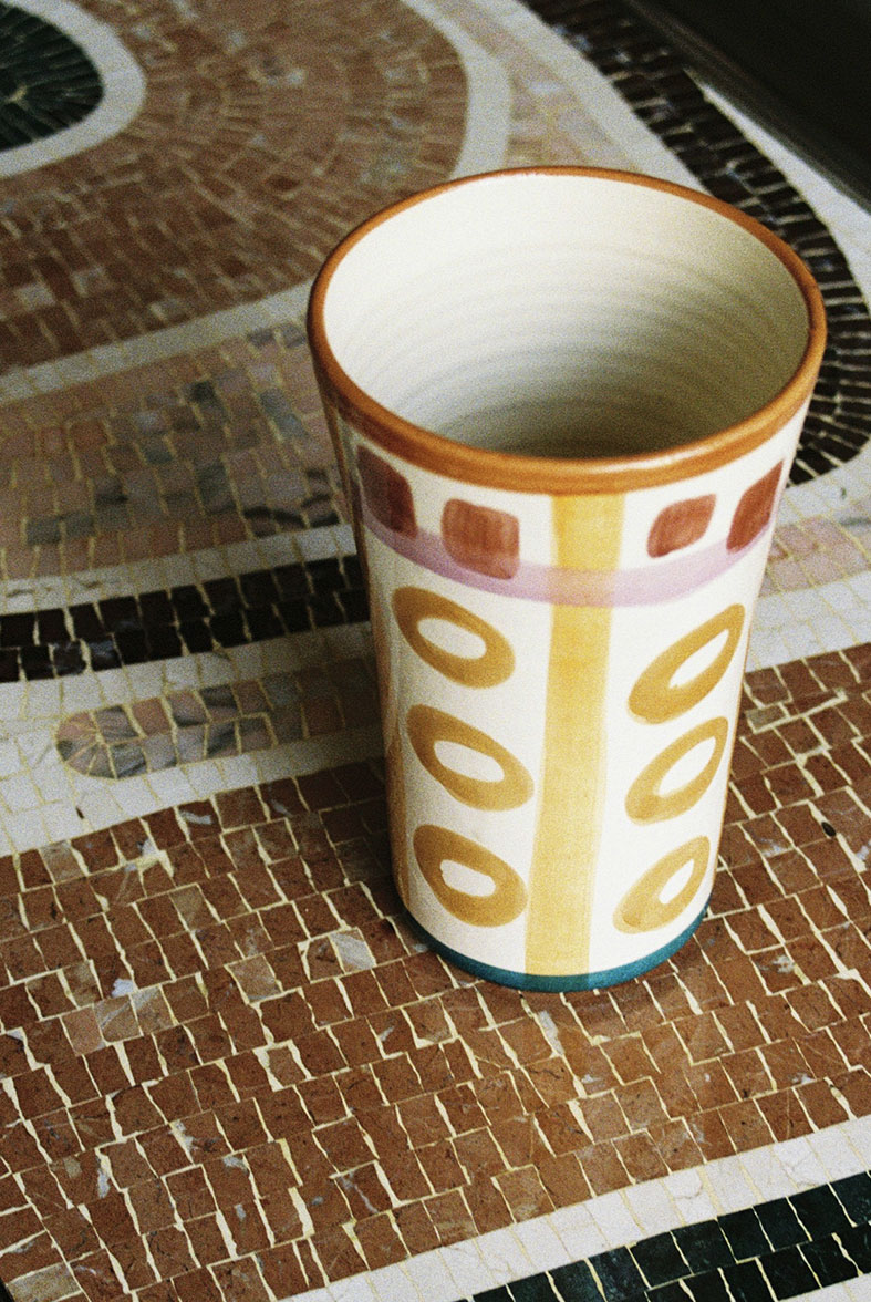 lrnce-ceramics-vases-miralvase