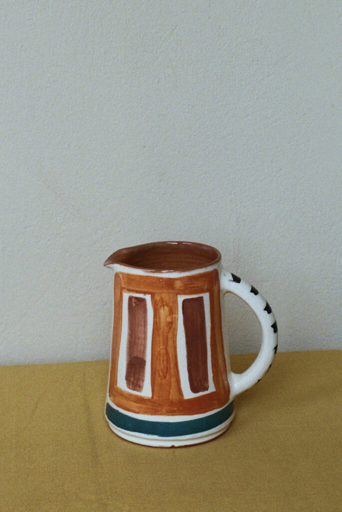 lrnce-ceramics-jugs-jades