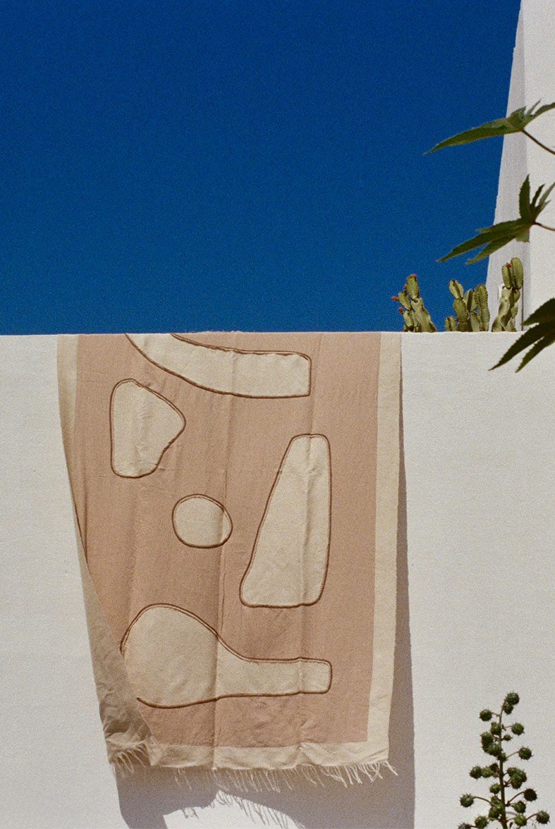 lrnce-textiles-throws--mariaa