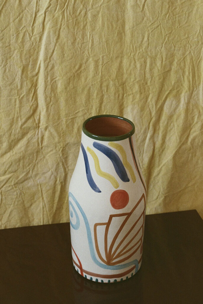 lrnce-ceramics-vases-amur1-