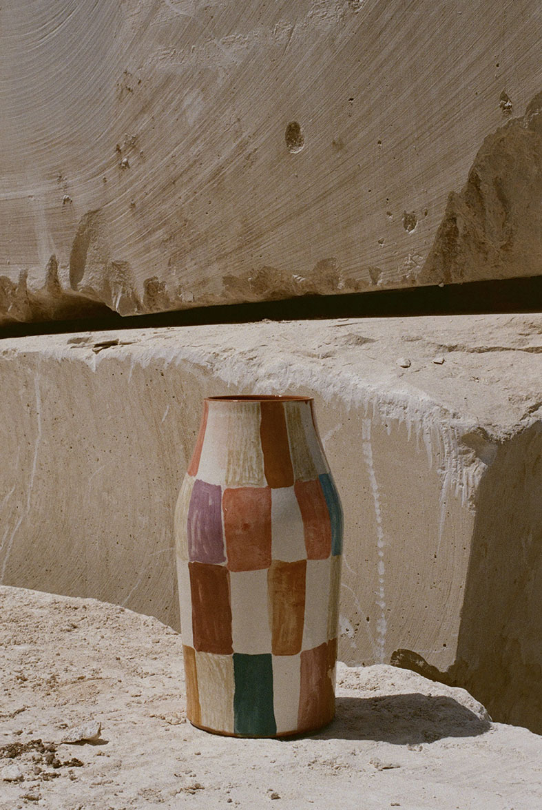 lrnce-ceramics-vases-amur2-