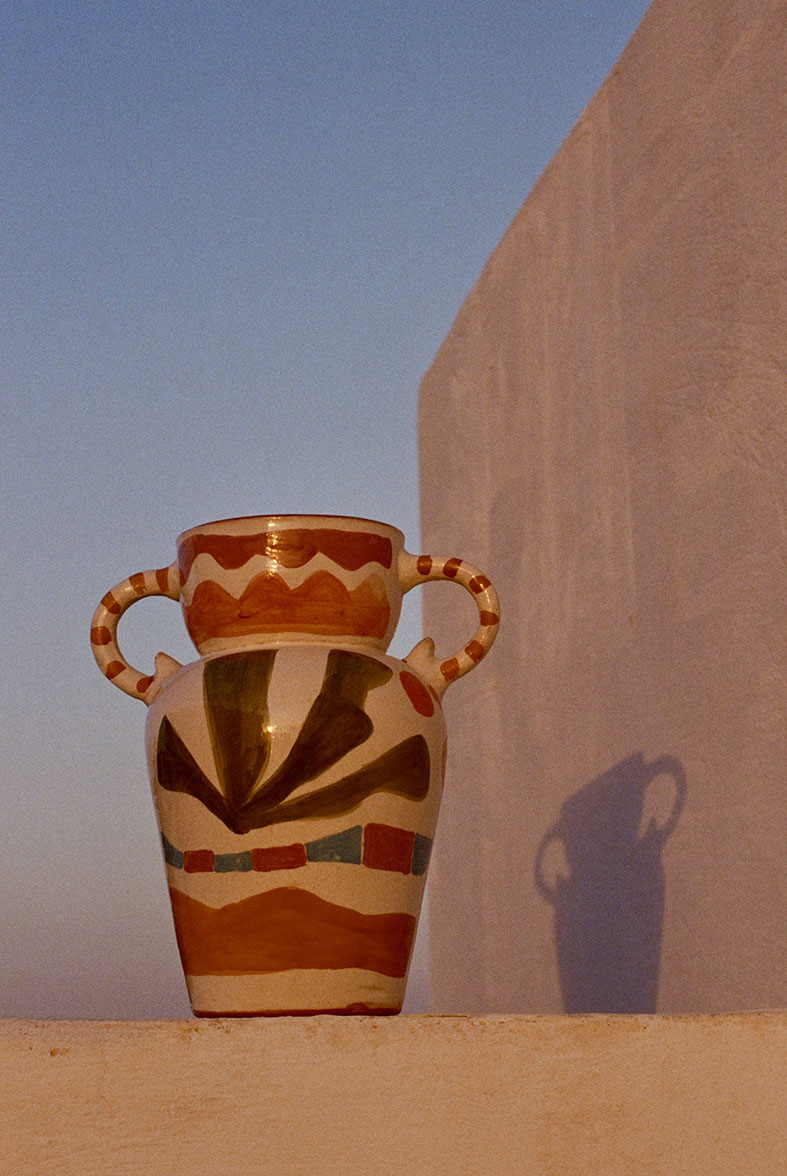 lrnce-ceramics-vases-shell3
