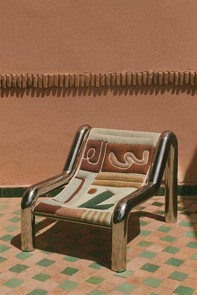 lrnce-objects-chairs-cheersat6pm-hermanos