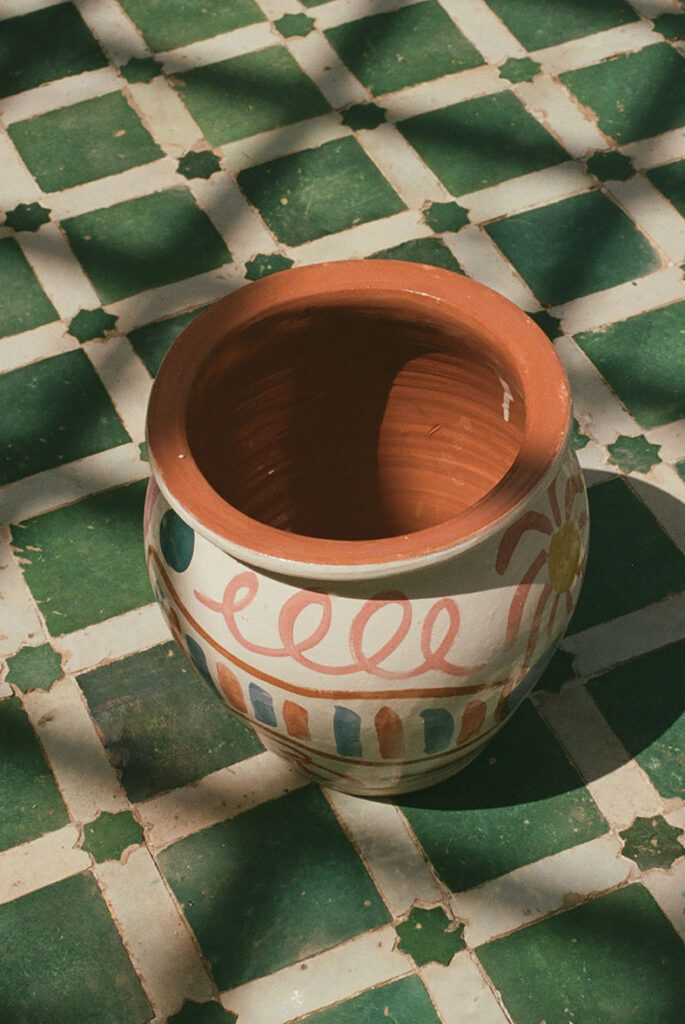 lrnce-ceramics-vases-mimeaplanter2