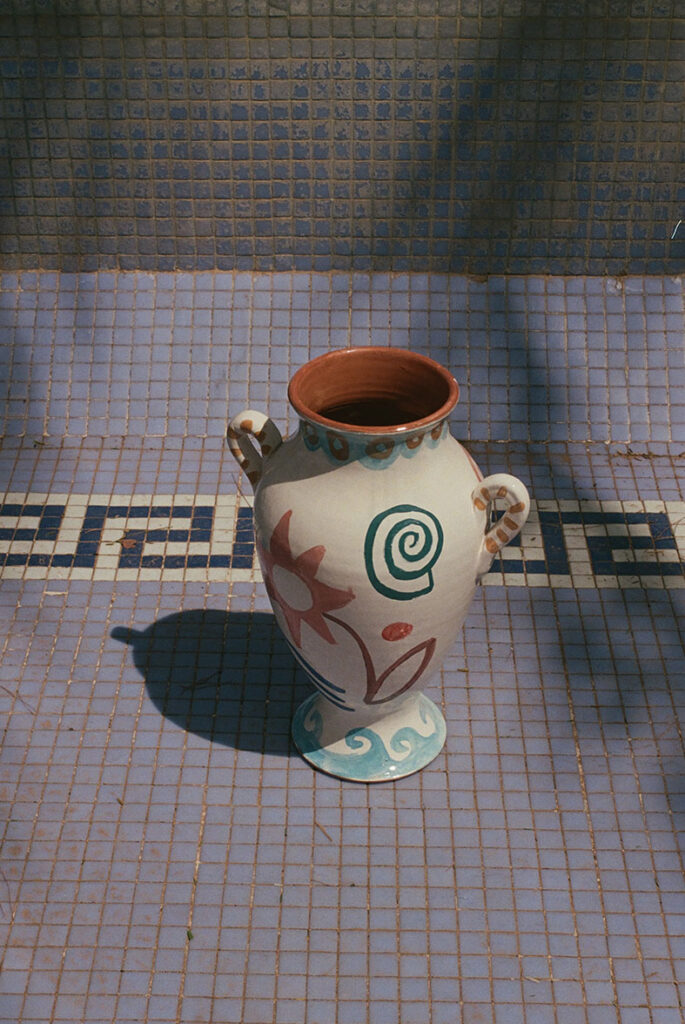 lrnce-ceramics-vases-zoharavase