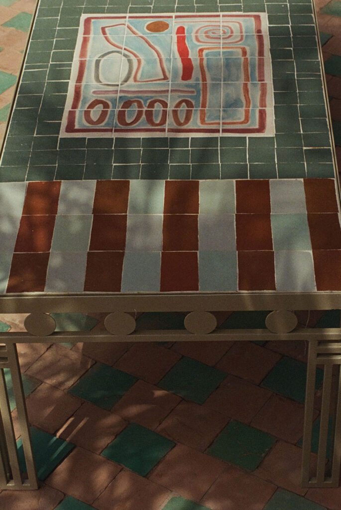lrnce-objects-tables-kolagi