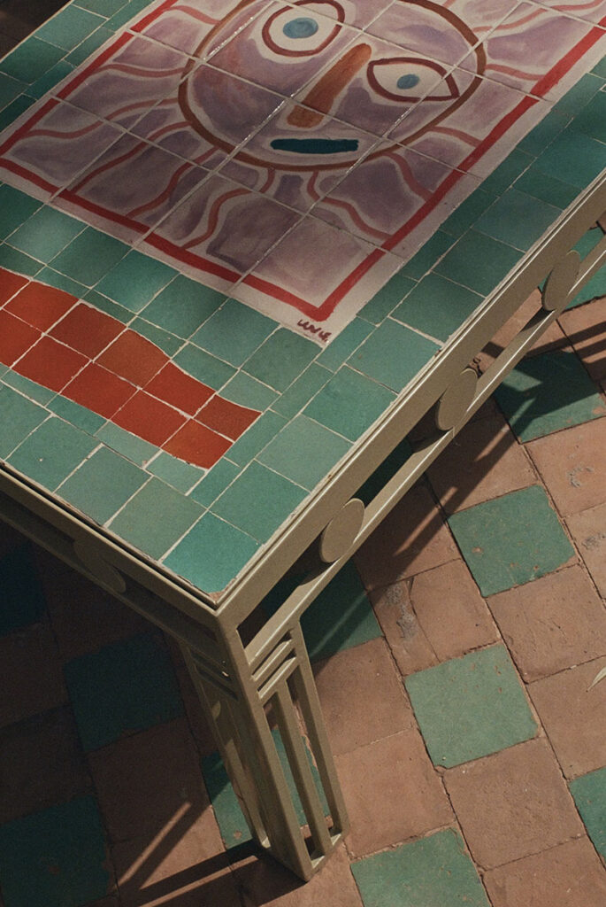 lrnce-objects-tables-suntable-