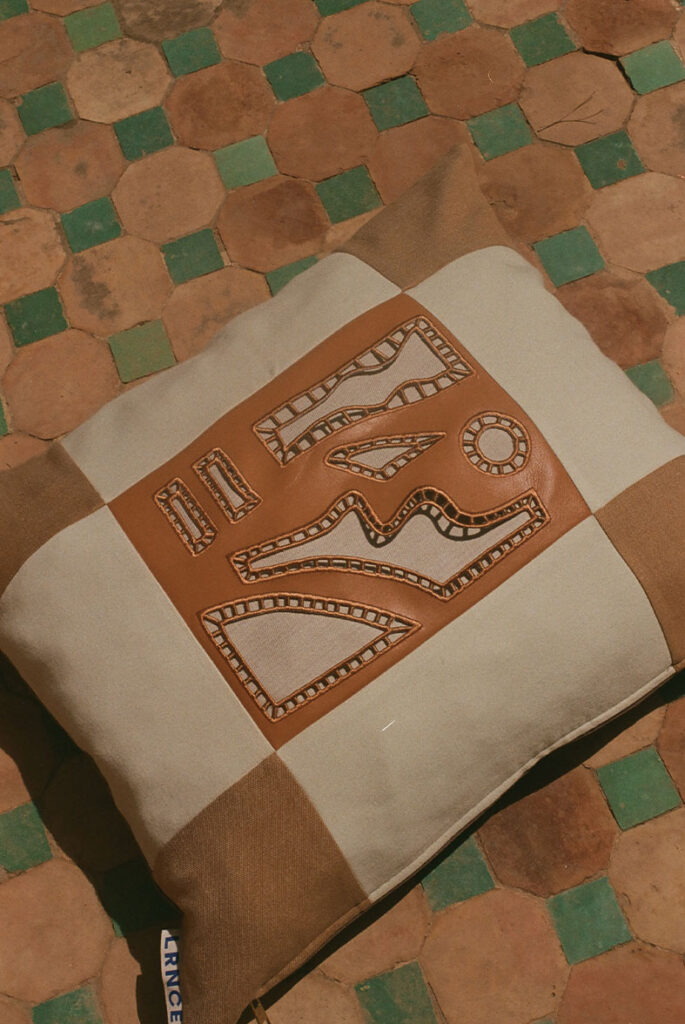 lrnce-textiles-pillowcases-wazi