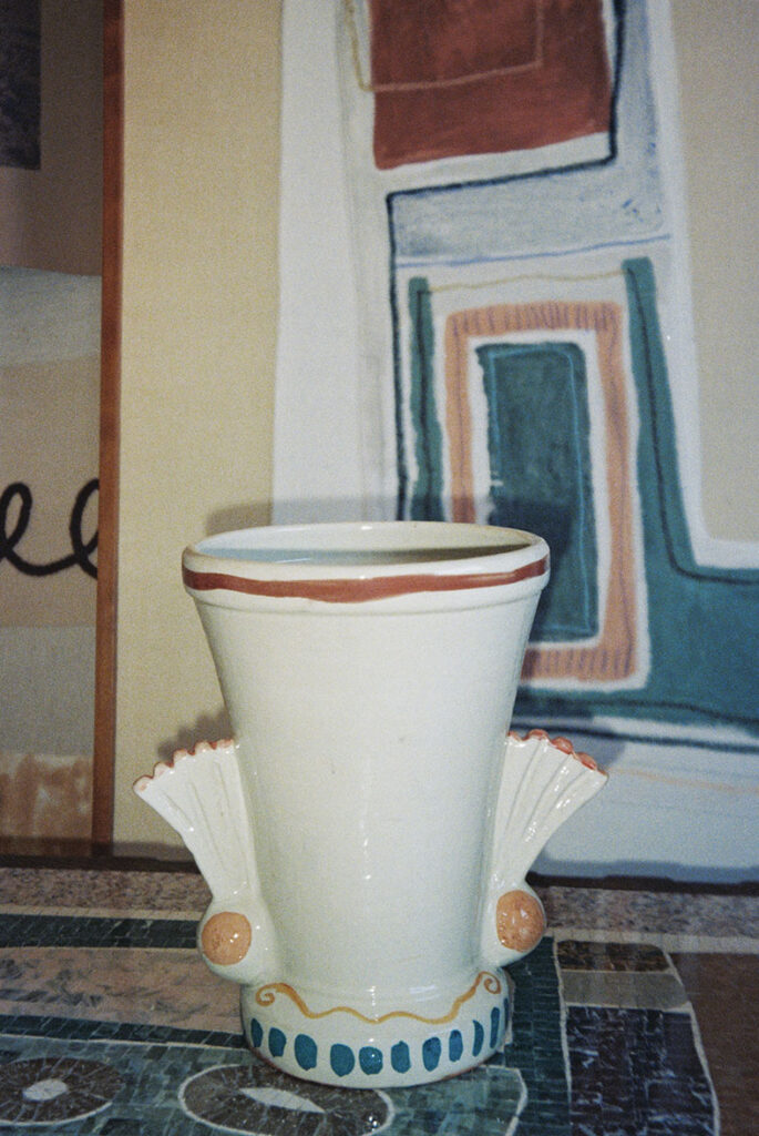 lrnce-ceramics-vases-stella